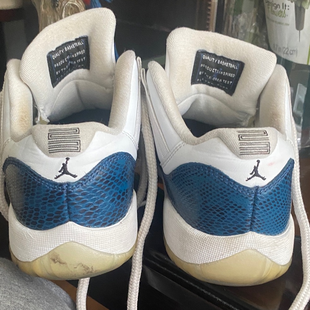 Jordan Blue and White Sneakers - Picture 4 of 7